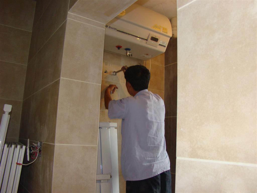 长虹空调器的日常维护与保养方法